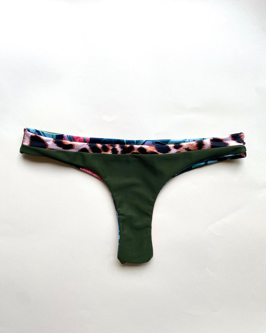 Less Pamela Útila Reversible